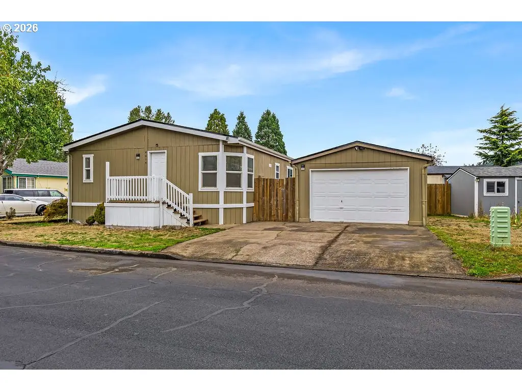4614 SE 134th Dr, Portland, OR 97236 - #1