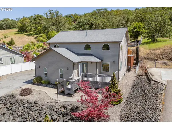 187 North View Dr, Roseburg, OR 97470