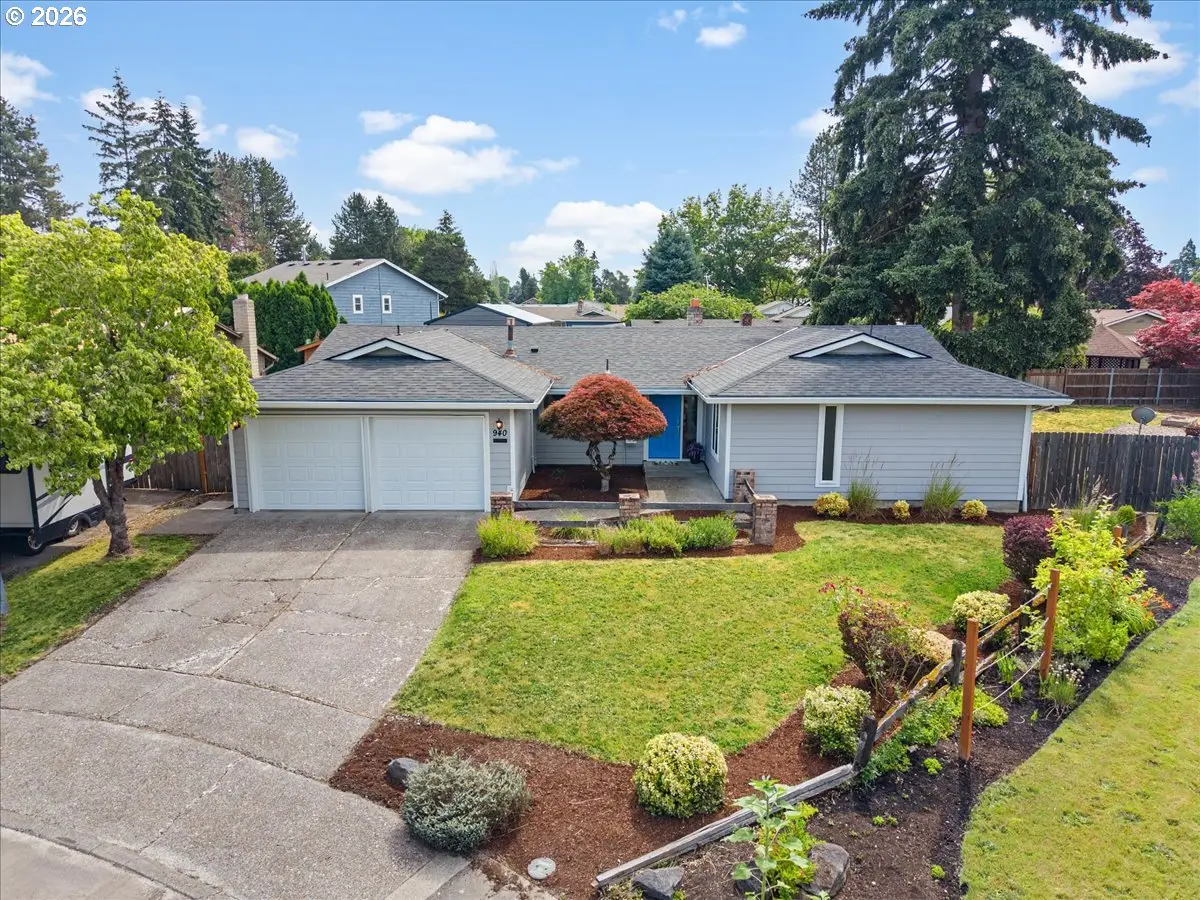 940 NE Baldwin St, Hillsboro, OR 97124 - #1