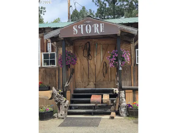 602 Mill St, Sumpter, OR 97877