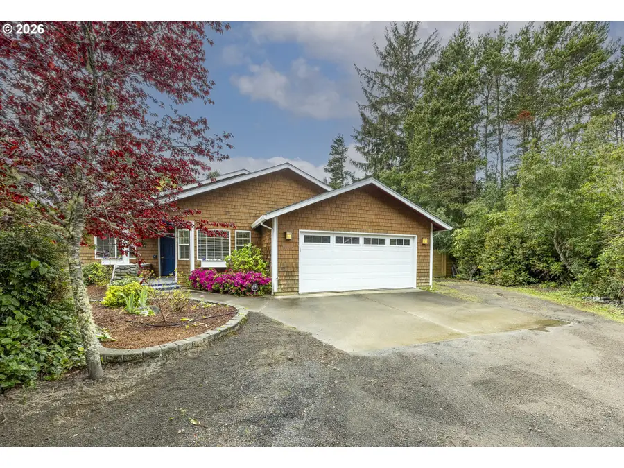 87760 Saltaire St, Florence, OR 97439 - #3