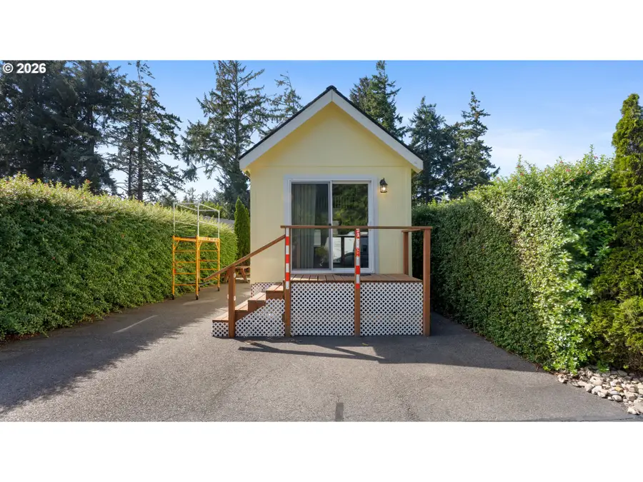 91403 Kellogg Ln, Coos Bay, OR 97420 - #2
