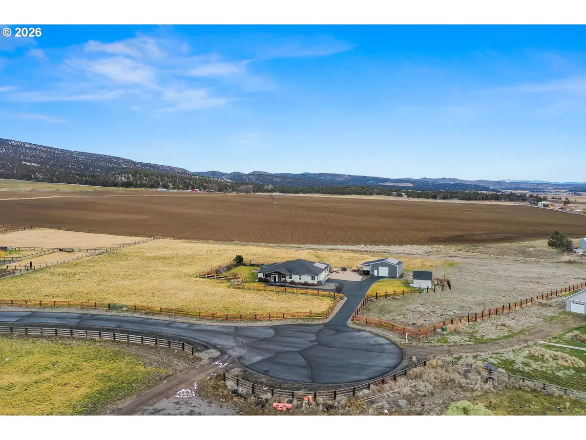 8933 NW Elizabeth Way, Prineville, OR 97754 - #1