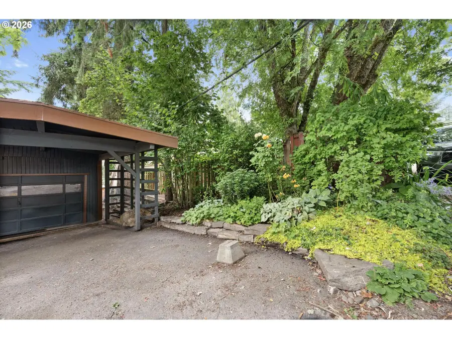 5345 SW Arnold St, Portland, OR 97219 - #3