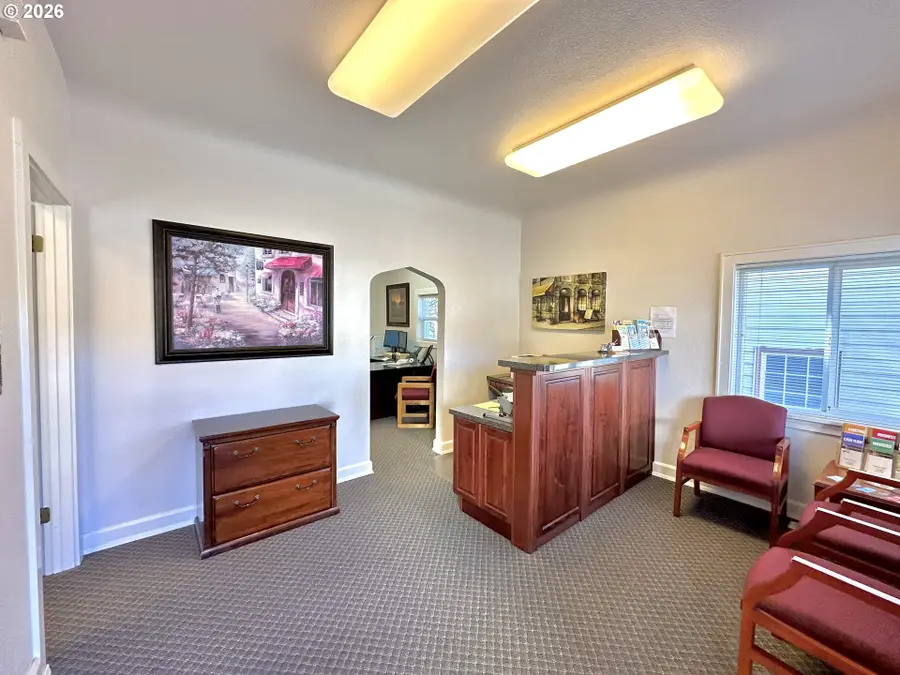 1615 4th St, La Grande, OR 97850 - #3