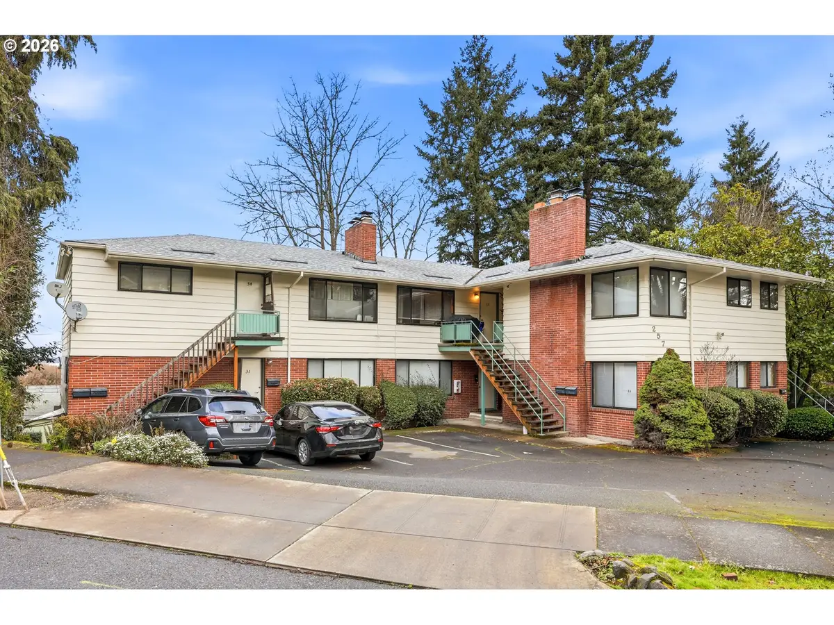 2575 NW Lovejoy St, Portland, OR 97210 - #1