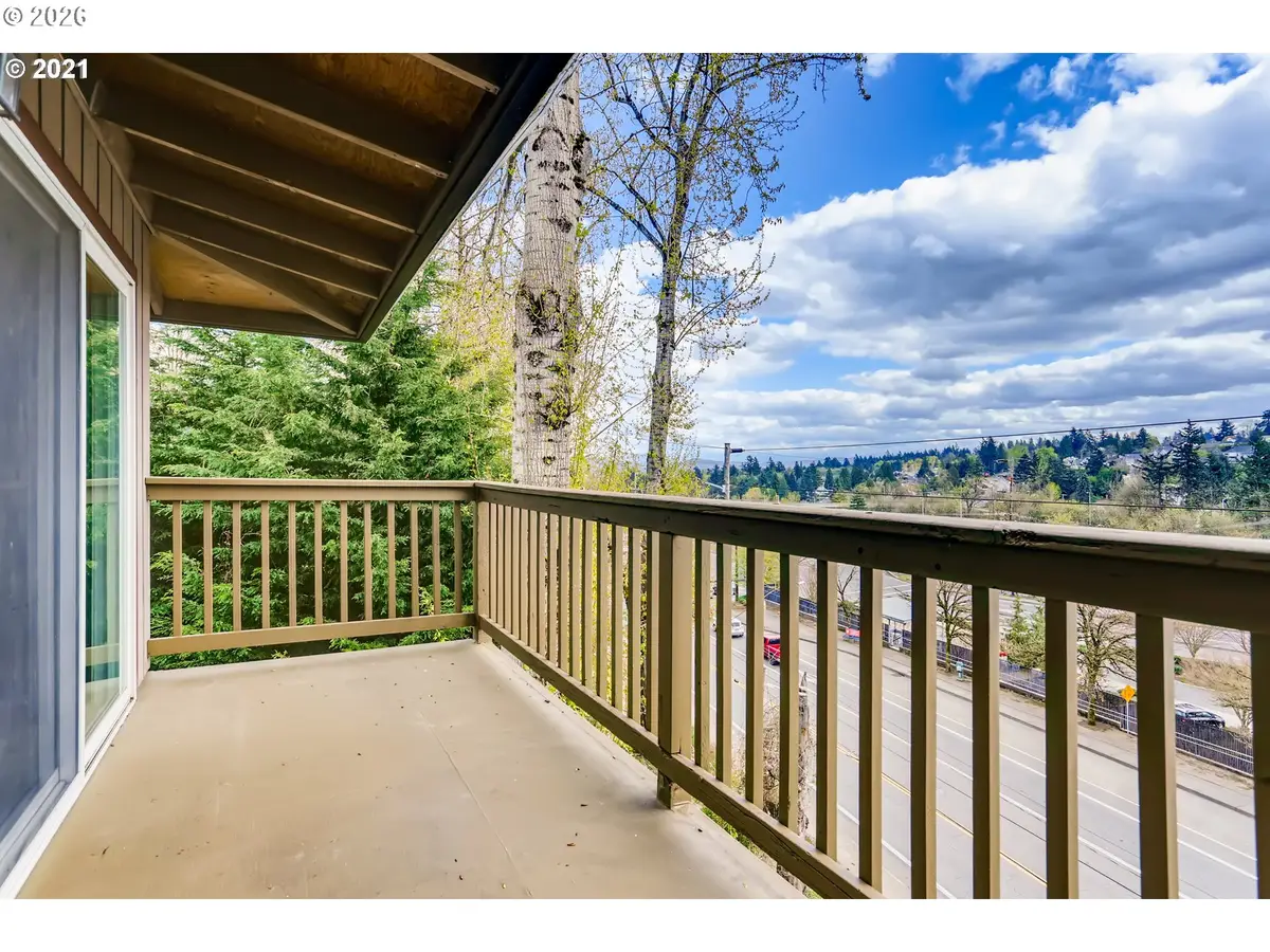 1035 SW Bertha Blvd #2, Portland, OR 97219 - #1