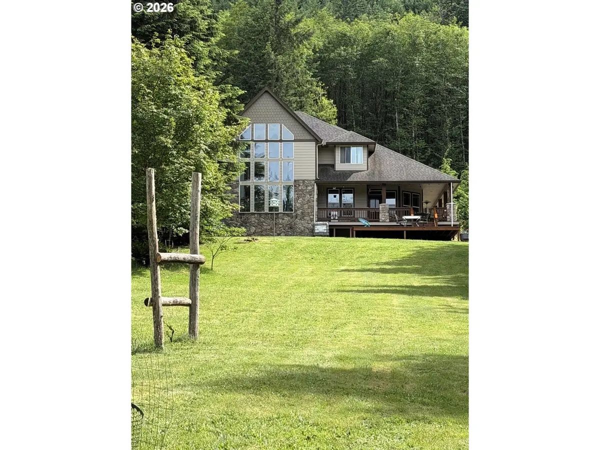 18525 NE Buncombe Hollow Rd, Woodland, WA 98674 - #1