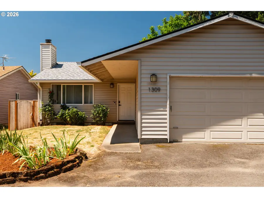 1309 SE 135th Ave, Portland, OR 97233 - #3