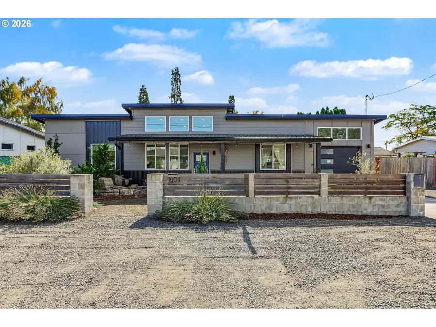 1004 36th Ave, Albany, OR 97321 - #2