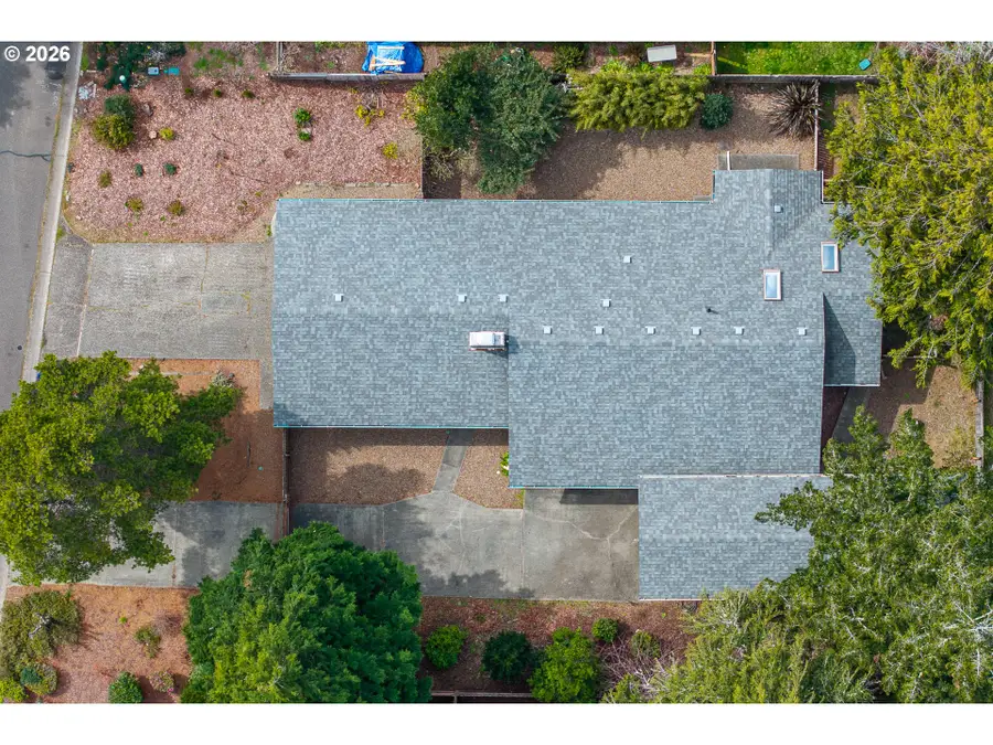 2265 24th St, Florence, OR 97439 - #3