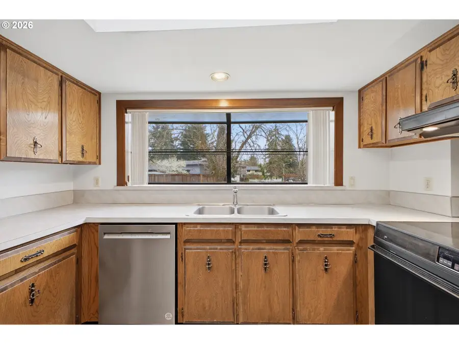 15565 SW Bristol Ln, Beaverton, OR 97007 - #3