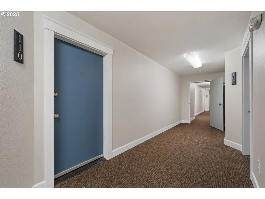 8720 SW Tualatin Rd #110, Tualatin, OR 97062 - #2