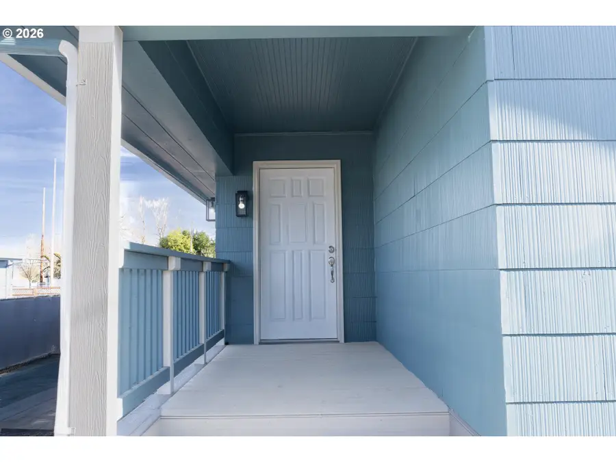 4726 NE 111th Ave, Portland, OR 97220 - #3