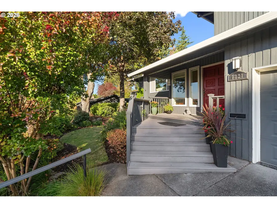7221 SW 13th Dr, Portland, OR 97219 - #3