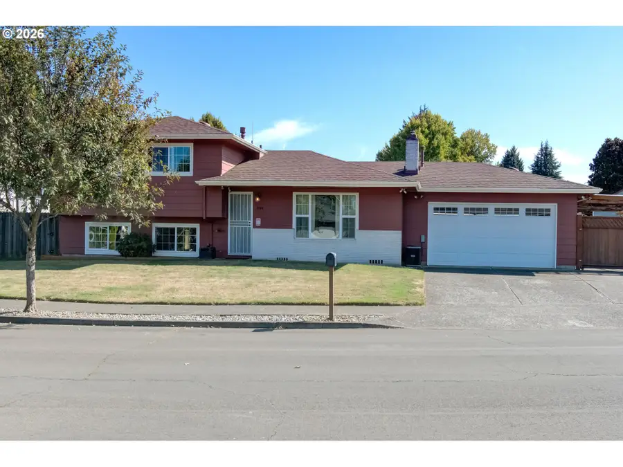 3948 NE 135th Ave, Portland, OR 97230 - #2