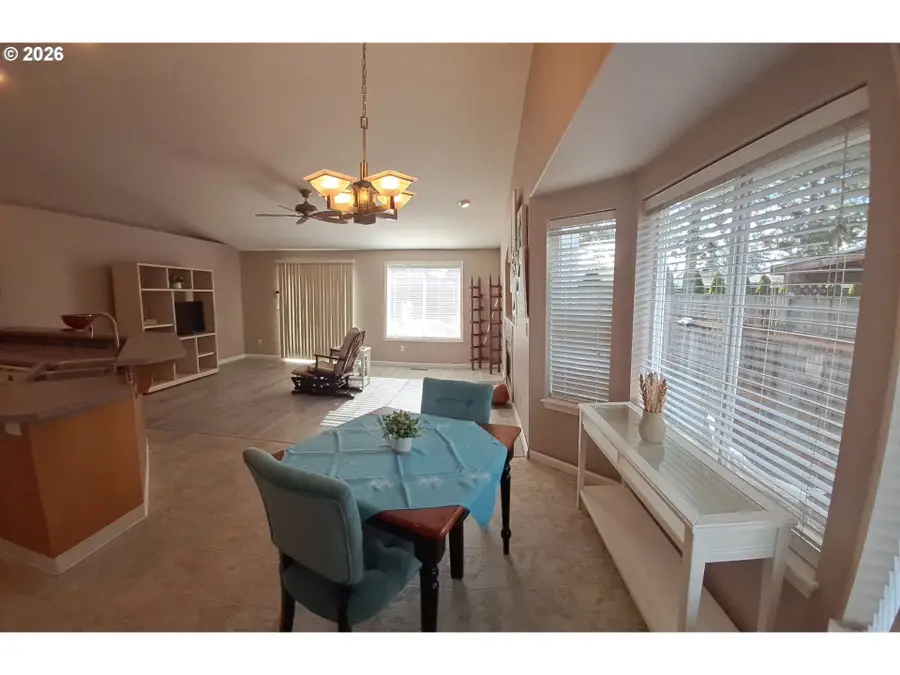 4900 NE 131st Ct, Vancouver, WA 98682 - Image #3