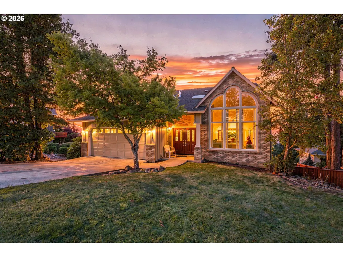 3362 Bentley Ave, Eugene, OR 97405 - #1
