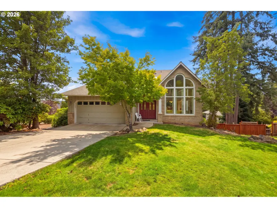 3362 Bentley Ave, Eugene, OR 97405 - #2