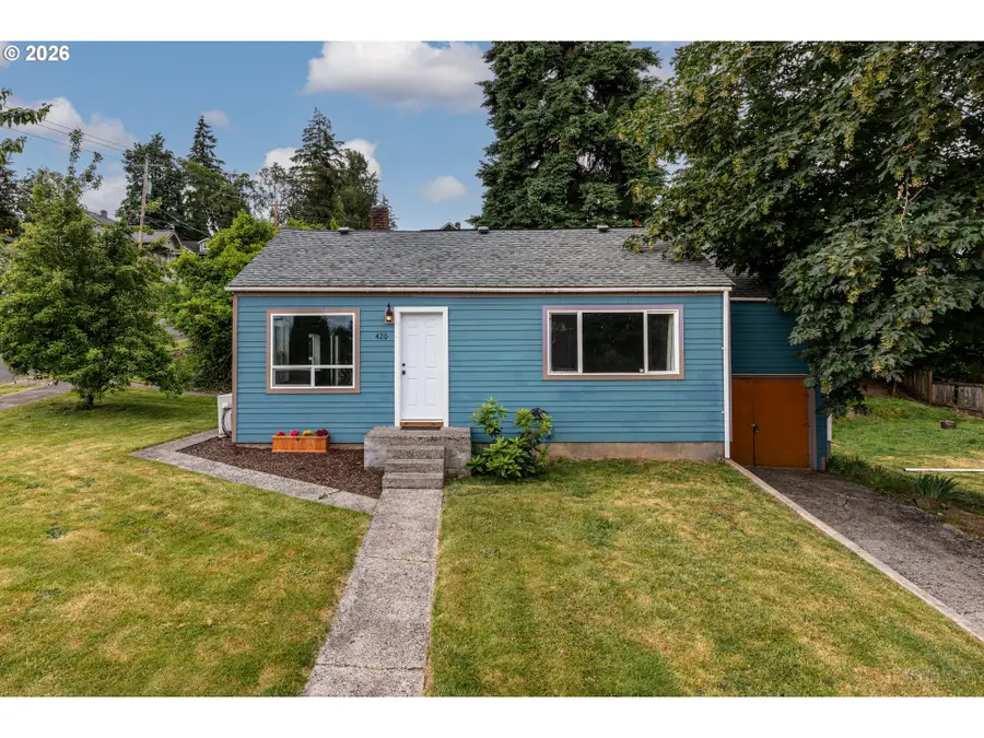 420 E D St, Rainier, OR 97048 - #2