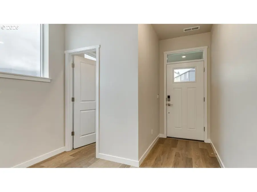 9200 SE Azalea St, Portland, OR 97086 - #2