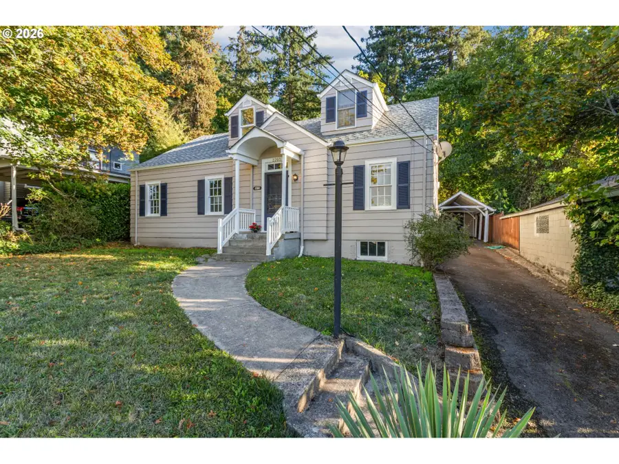 2260 E 15th Ave, Eugene, OR 97403 - #3