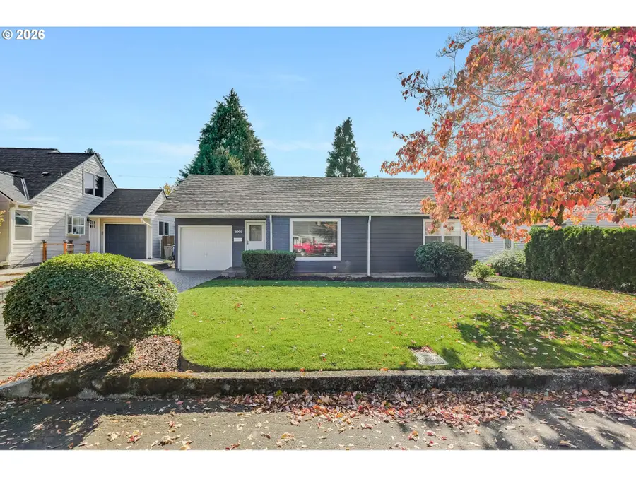 1001 NW 44th St, Vancouver, WA 98660 - #3