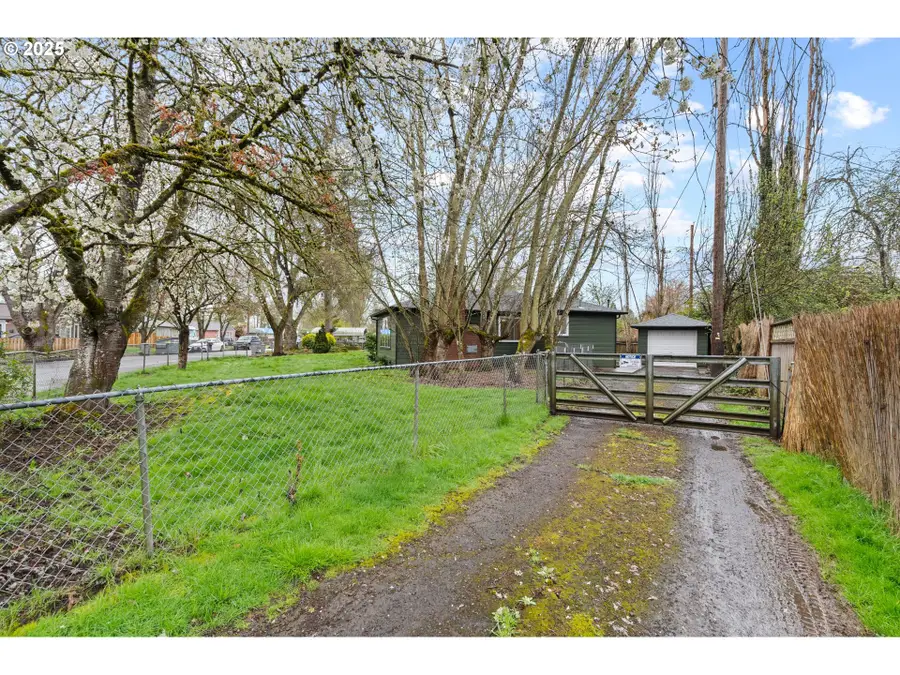 245 SW 133rd Ave, Beaverton, OR 97005 - Image #3
