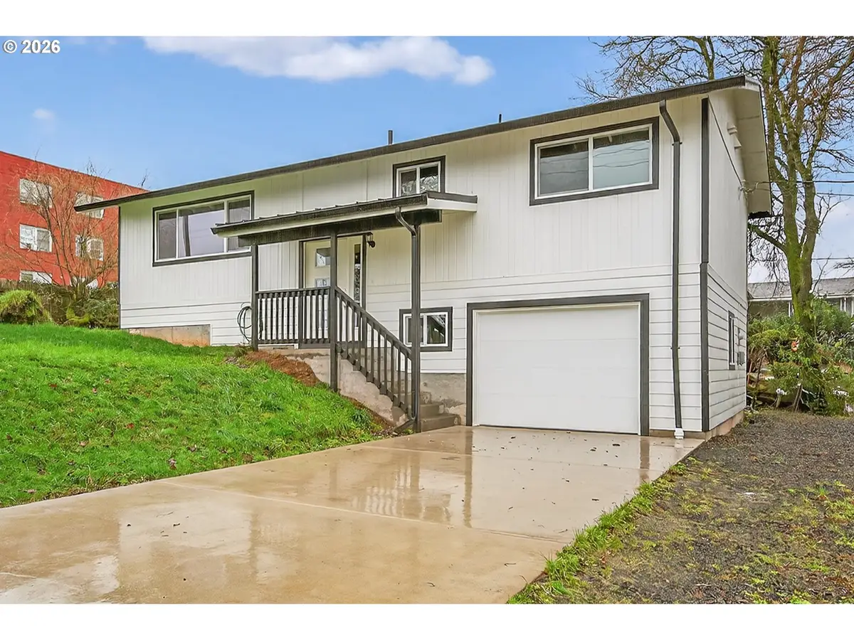 271 Tualatin St, Saint Helens, OR 97051 - Image #1