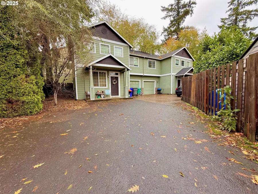 12621 SE Tibbetts St, Portland, OR 97236 - Image #2