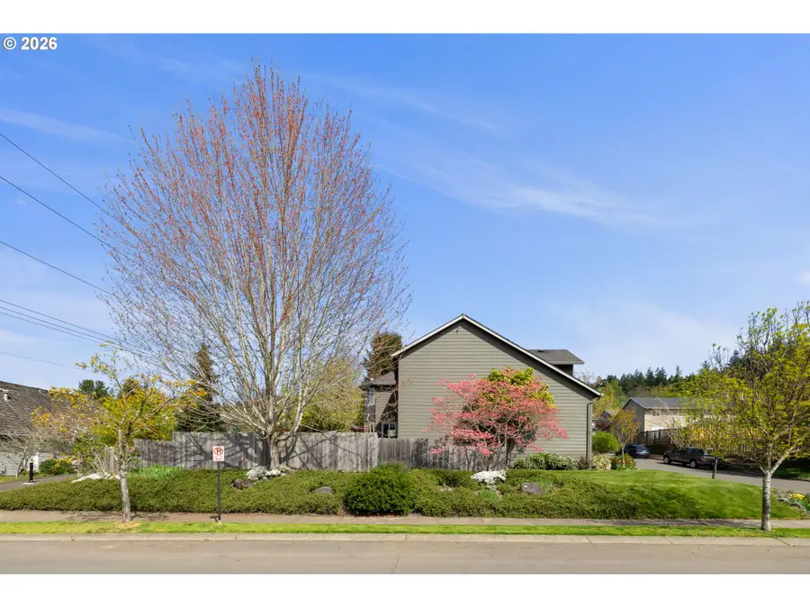 13270 Princeton Ct, Lake Oswego, OR 97035 - #2