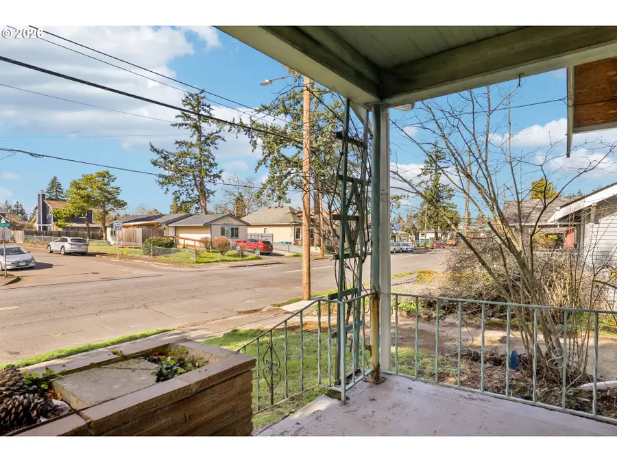6310 SE 72nd Ave, Portland, OR 97206 - #3