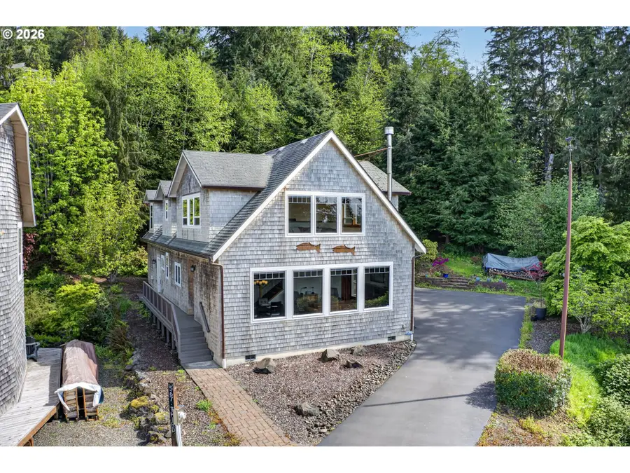 567 3rd St, Wheeler, OR 97147 - #3
