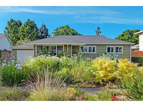 10910 NE Eugene St, Portland, OR 97220
