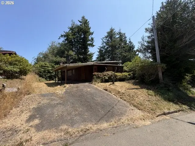 1840 S 19th St, Coos Bay, OR 97420 - #1