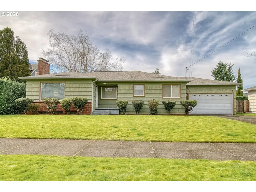 6131 N Villard Ave, Portland, OR 97217 - #1