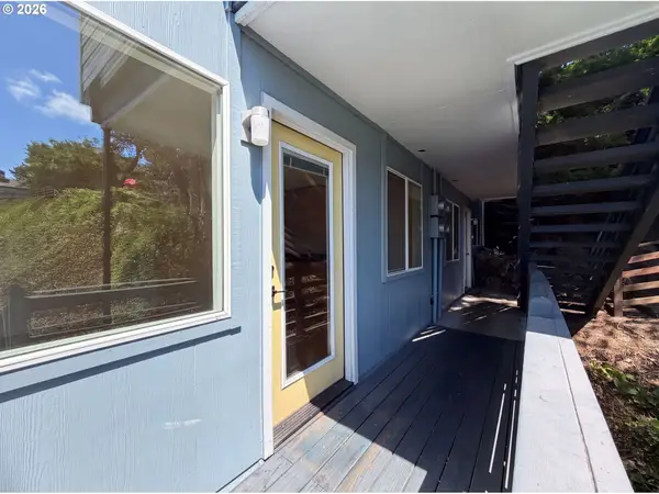 1300 NE 68th Ave #15, Portland, OR 97213