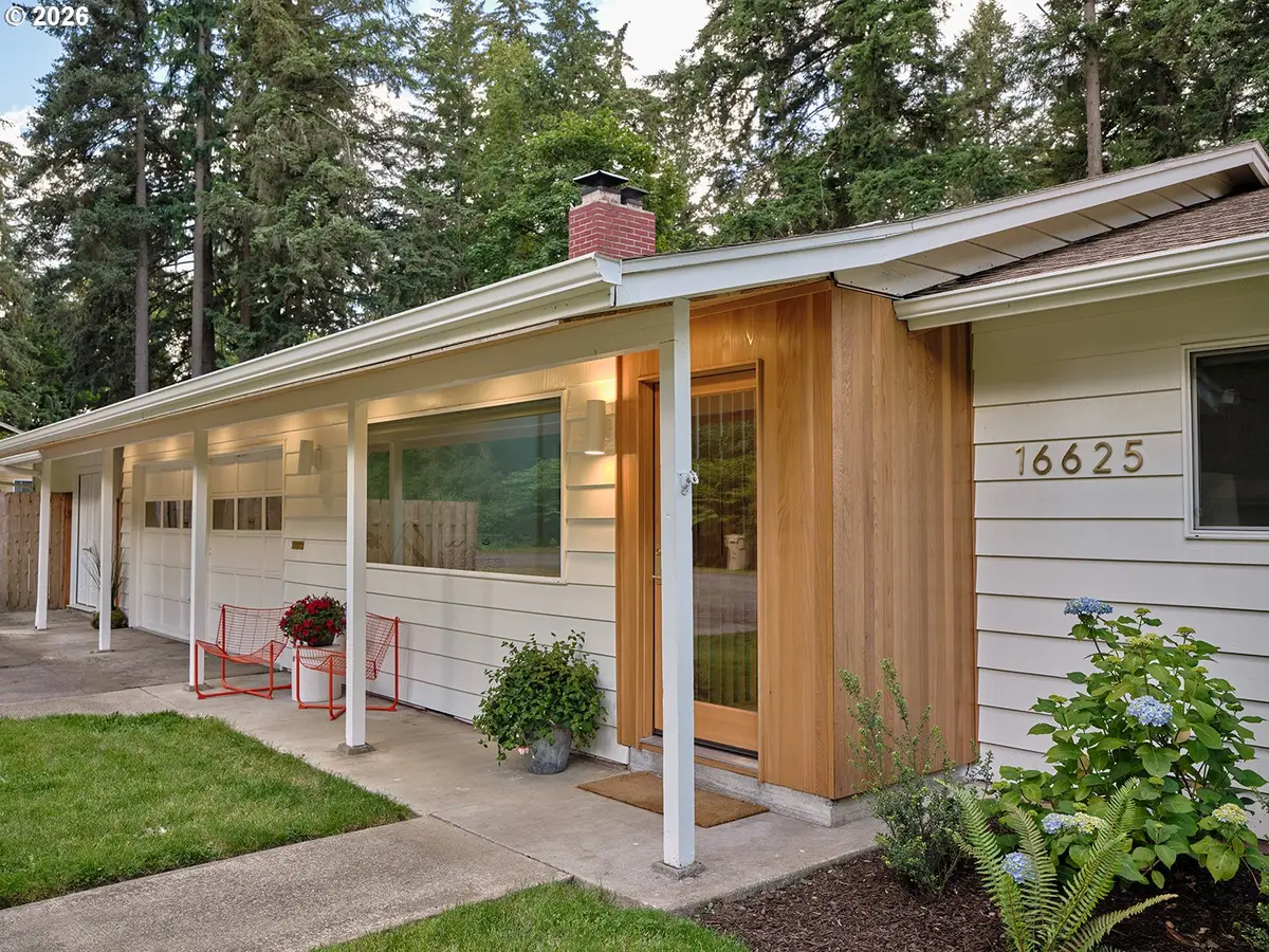 16625 Astor Ave, Lake Oswego, OR 97035 - #1