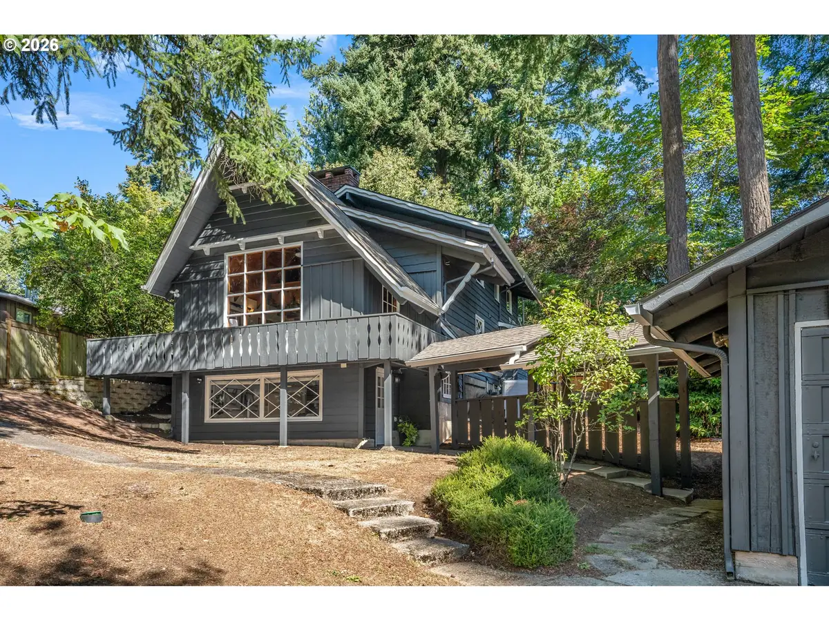 6225 SW Nevada Ct, Portland, OR 97219 - #1