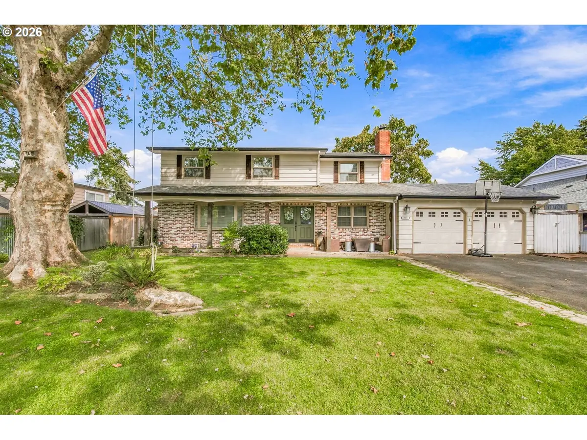 827 Nantucket Ave, Eugene, OR 97404 - #1