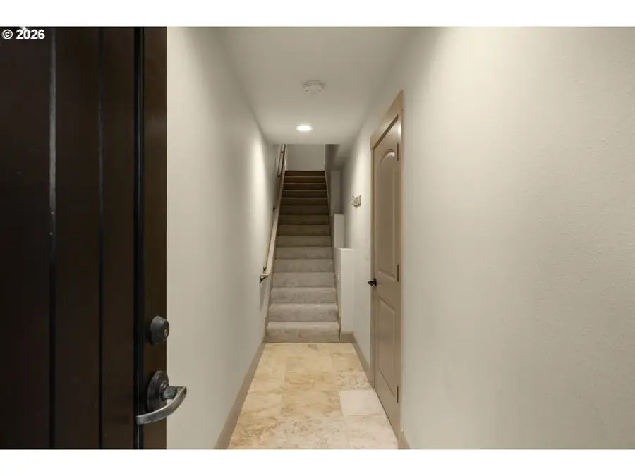 1912 NE 48th Way, Hillsboro, OR 97124 - #3