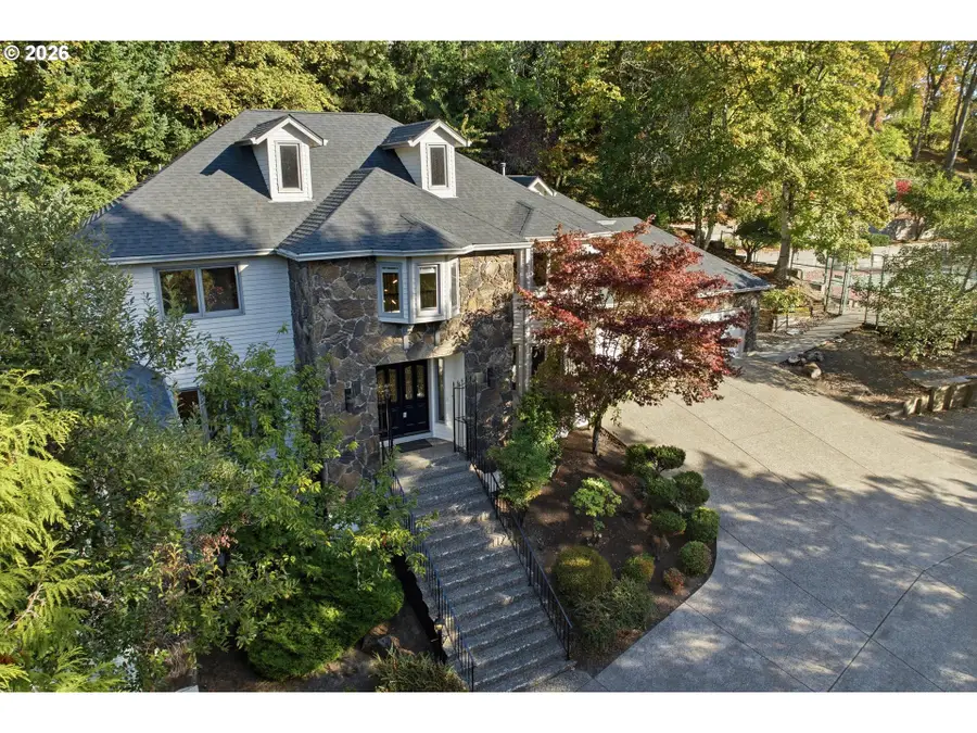18132 Westview Dr, Lake Oswego, OR 97034 - #2