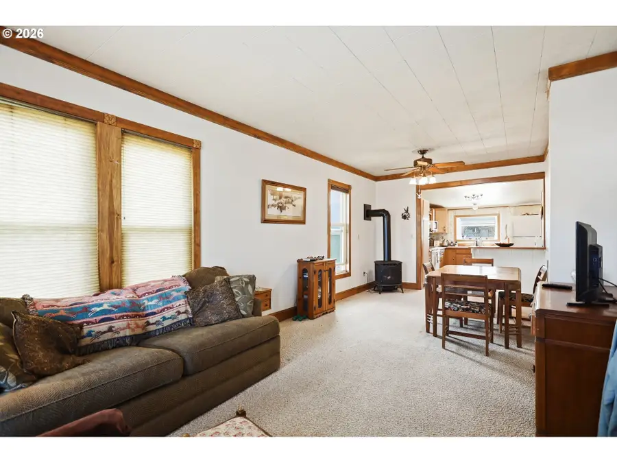 320 Deschutes St, Wasco, OR 97065 - #3