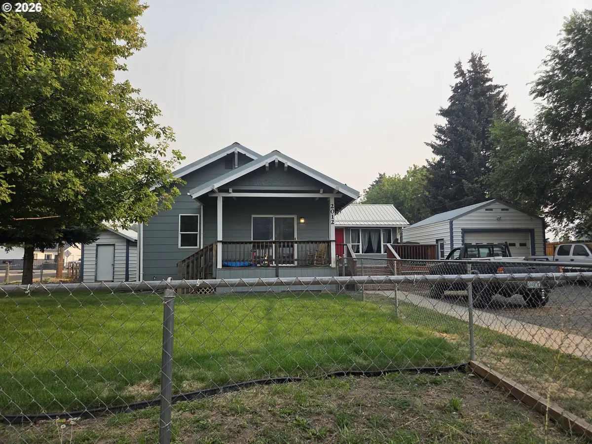 2012 Cove Ave, La Grande, OR 97850 - #1