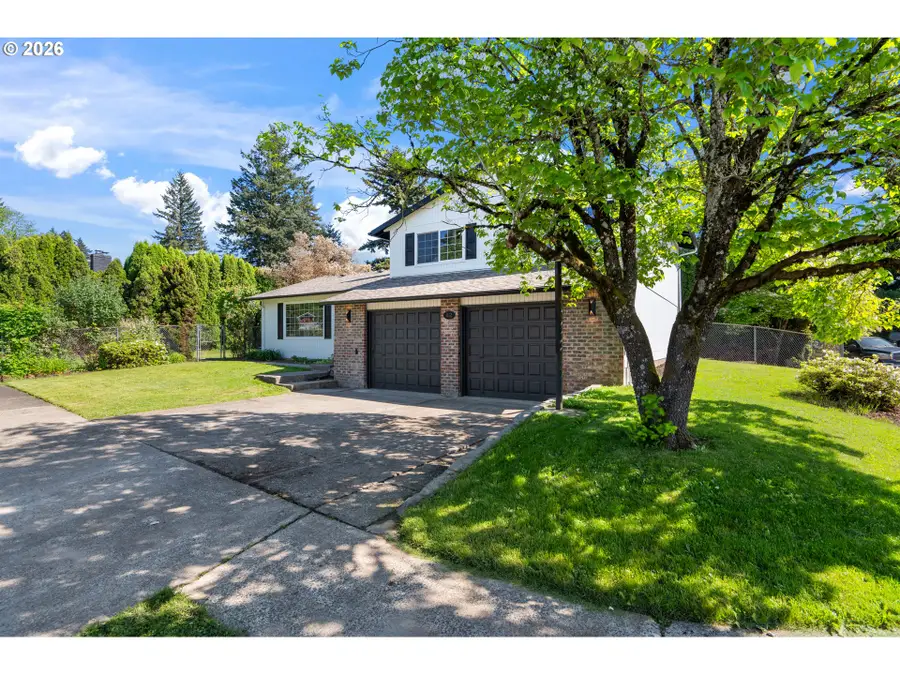 812 NE 28th St, Gresham, OR 97030 - #3