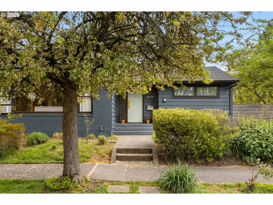 626 SE 42nd Ave, Portland, OR 97215 - #2