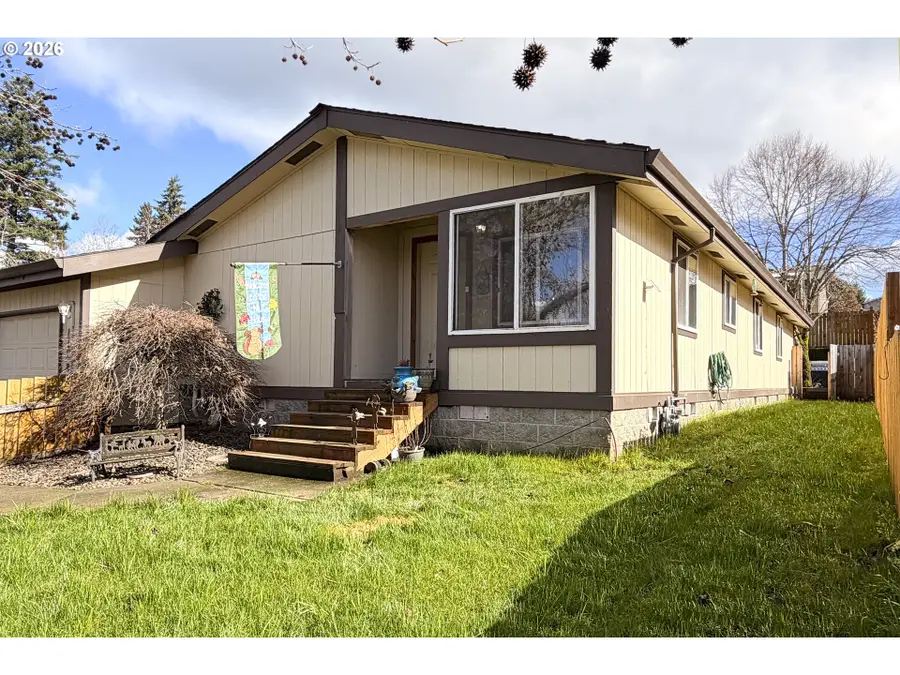 17848 SE Sue Ln, Sandy, OR 97055 - #3