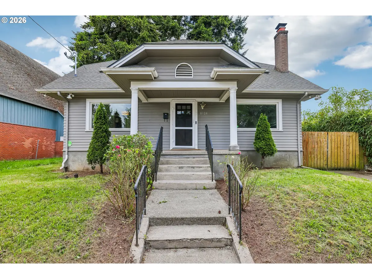 8124 SE Ash St, Portland, OR 97215 - #1