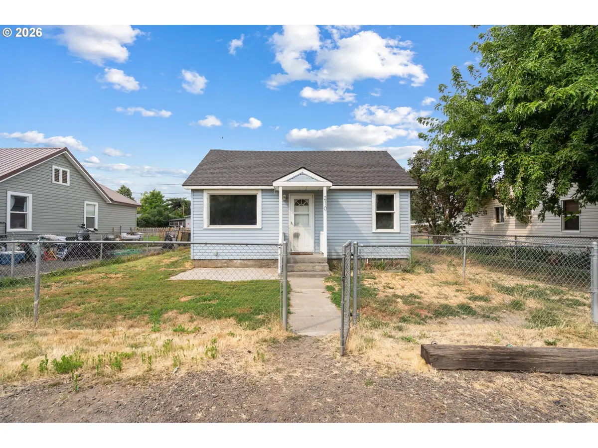 210 N Prescott St, Echo, OR 97826 - #1