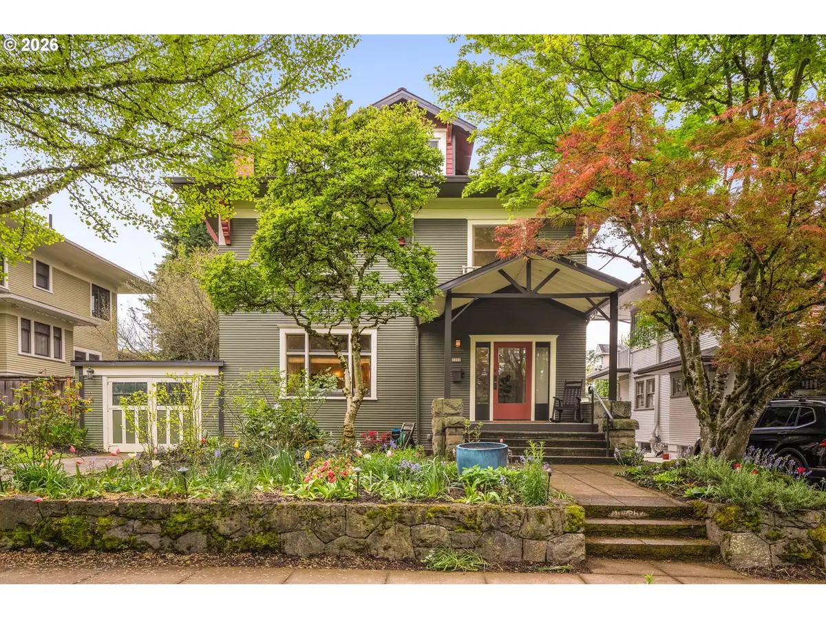 2220 NE Clackamas St, Portland, OR 97232 - #1
